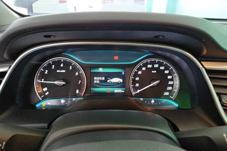Used Buick GT 2016 15N Manual Elite Edition Instrument Cluster