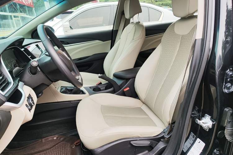 Used Buick GT 2016 15N Manual Elite Edition Left Front Seat