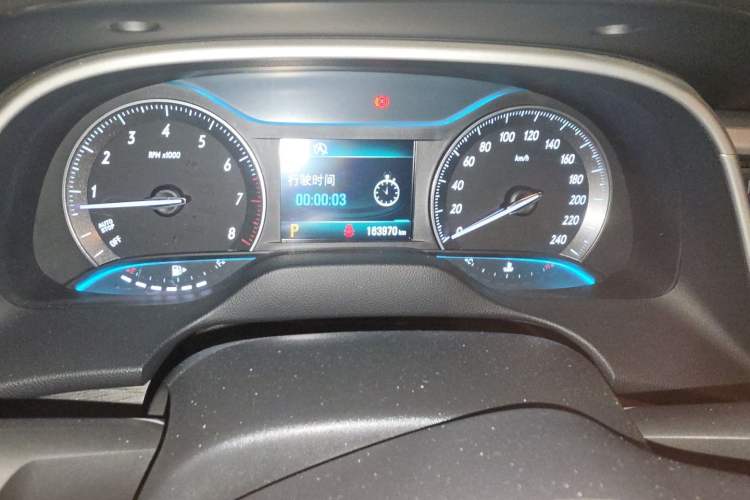 Used Buick GT 2016 15N Automatic Elite Edition Odometer Close Up