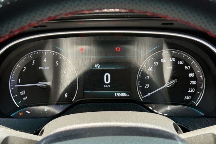 Used Buick GT 2016 15N Manual Elite Edition Odometer Close Up