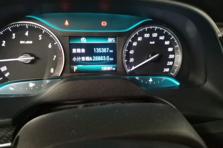 Used Buick GT 2016 15N Automatic Luxury Edition Odometer Close Up
