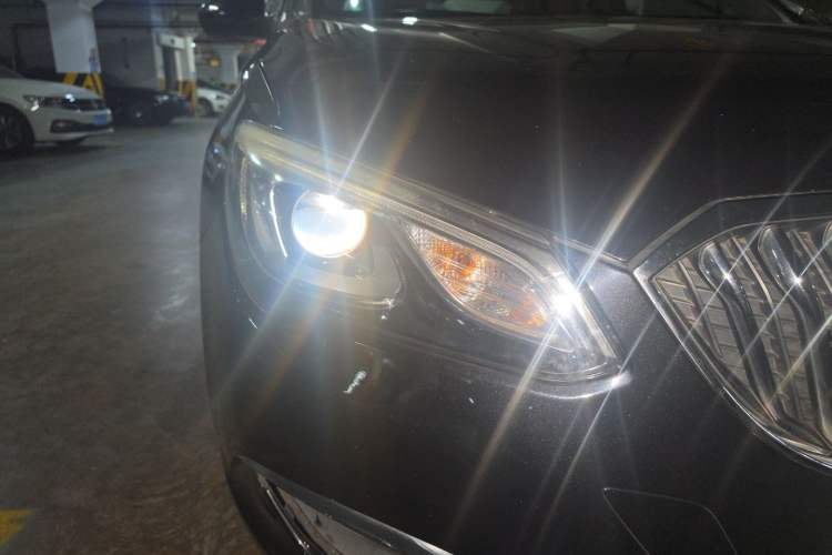 Used Buick GT 2016 15N Automatic Elite Edition Right Front Headlight