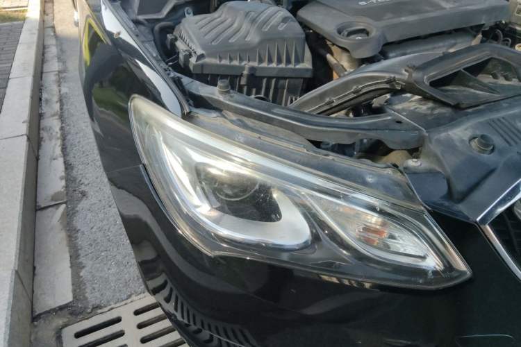 Used Buick GT 2016 15N Automatic Elite Edition Right Front Headlight