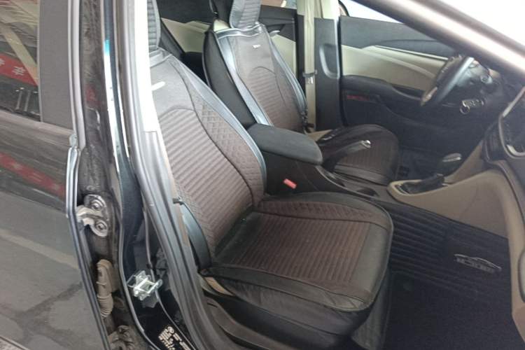 Used Buick GT 2016 15N Automatic Entry-Level Trim Right Front Seat