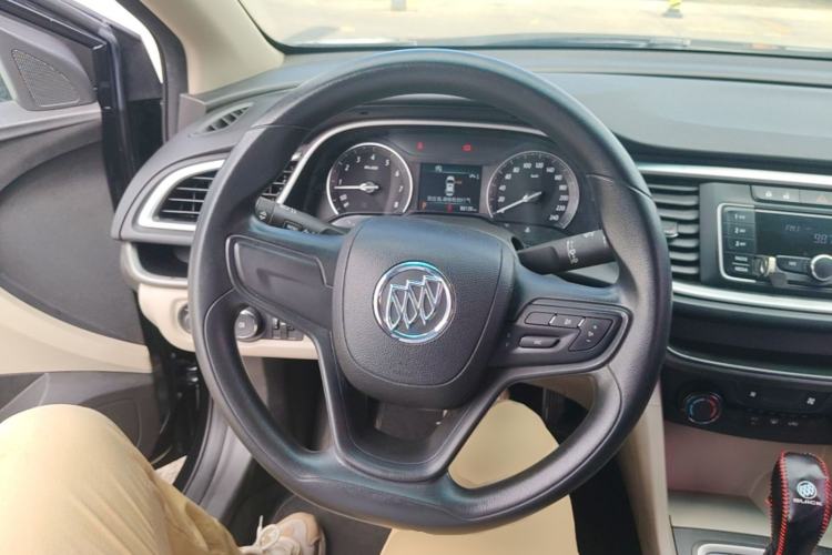 Used Buick GT 2016 15N Automatic Elite Edition Steering Wheel