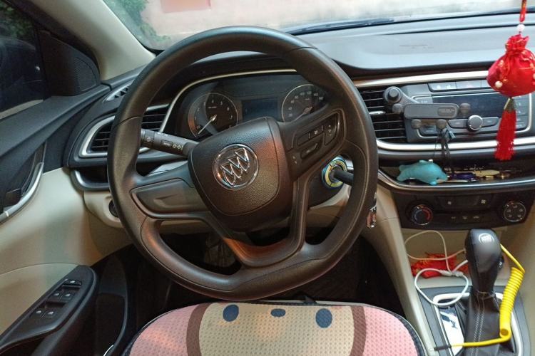 Used Buick GT 2016 15N Automatic Elite Edition Steering Wheel