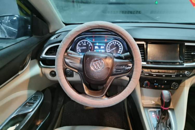 Used Buick GT 2016 15N Automatic Elite Edition Steering Wheel