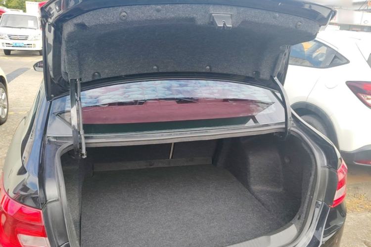 Used Buick GT 2016 15N Automatic Elite Edition Trunk