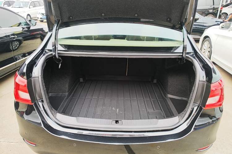 Used Buick GT 2016 15N Manual Elite Edition Trunk