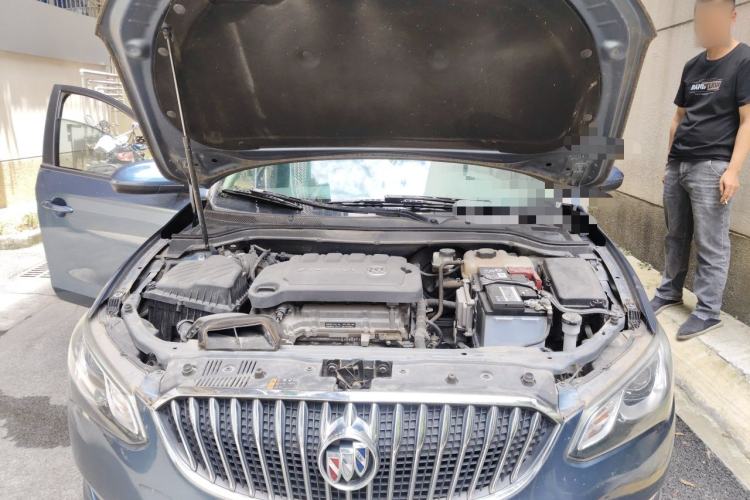 Used Buick GT 2016 15N Automatic Elite Edition Engine Bay