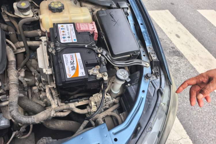 Used Buick GT 2016 15N Manual Elite Edition Engine Bay Left