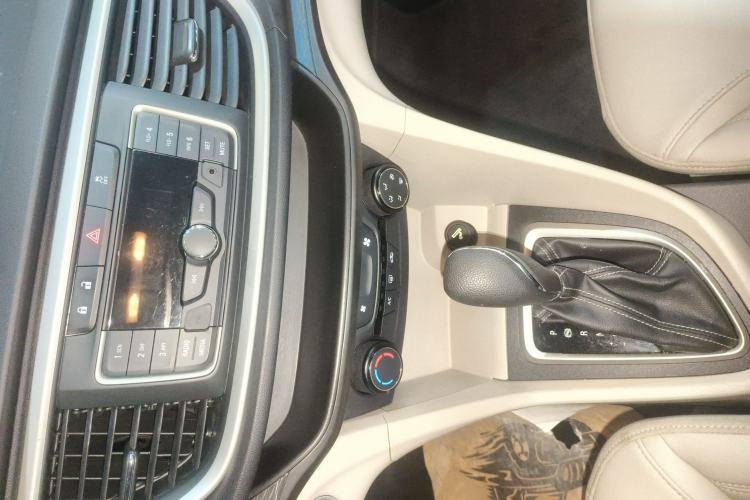 Used Buick GT 2016 15N Automatic Elite Edition Interior 5