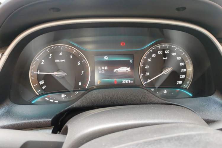 Used Buick GT 2016 15N Automatic Elite Edition Odometer Close Up