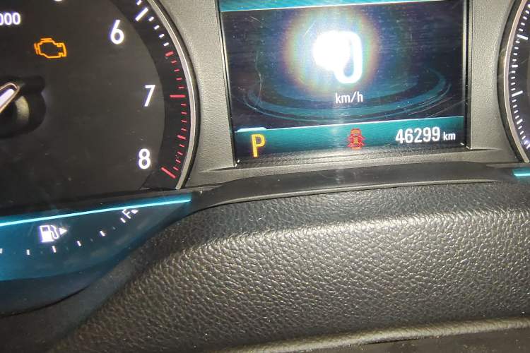 Used Buick GT 2016 15N Automatic Elite Edition Odometer Close Up