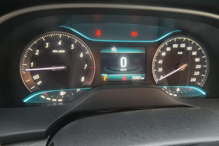 Used Buick GT 2016 15N Automatic Elite Edition Odometer Close Up