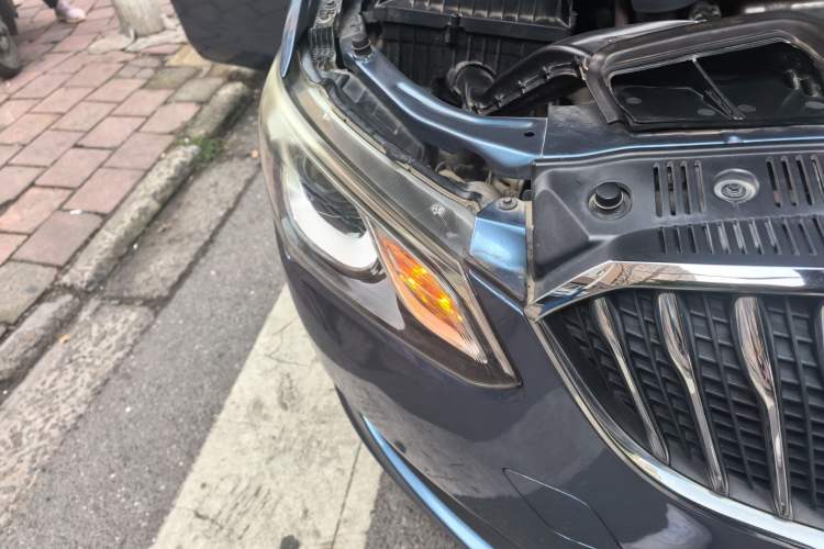 Used Buick GT 2016 15N Manual Elite Edition Right Front Headlight