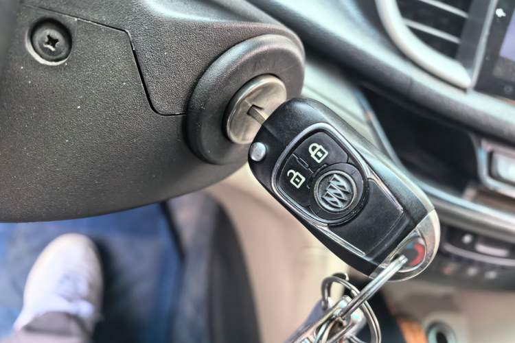 Used Buick GT 2016 15N Manual Elite Edition Vehicle Key