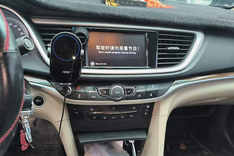 Used Buick GT 2016 15N Manual Luxury Version Audio And AC Panel