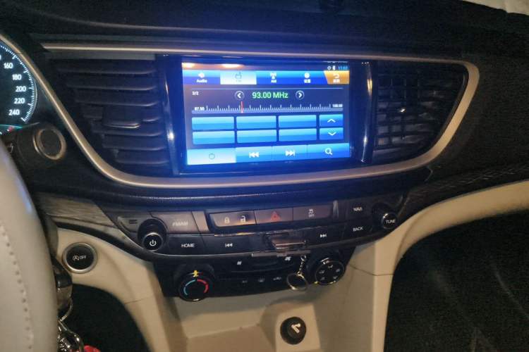 Used Buick GT 2016 15N Manual Elite Edition Audio And AC Panel