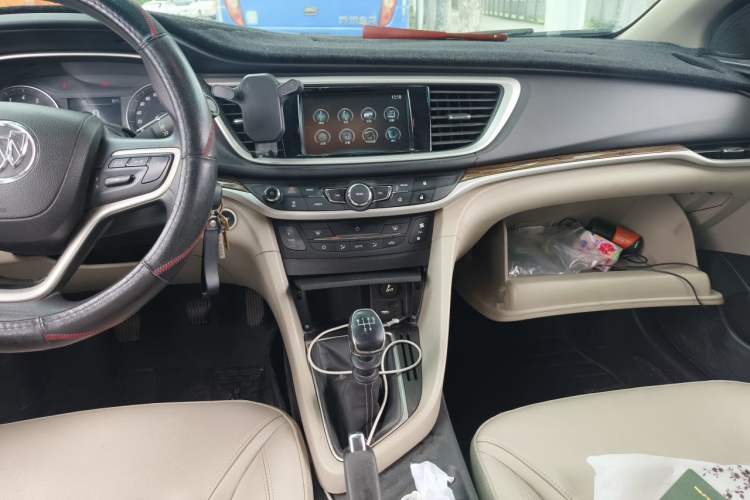 Used Buick GT 2016 15N Manual Luxury Version Audio And AC Panel