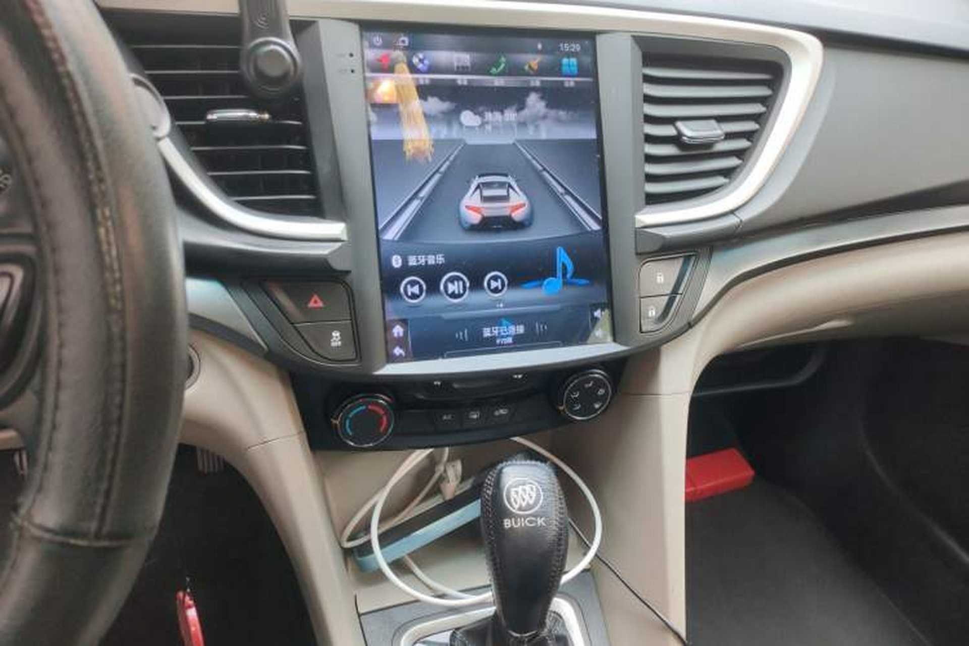 Used Buick GT 2016 15N Automatic Elite Edition Audio And AC Panel