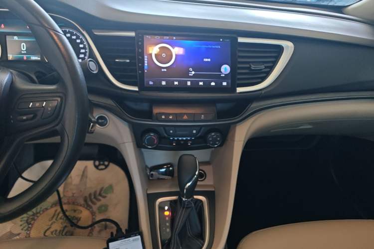 Used Buick GT 2016 15N Automatic Elite Edition Audio And AC Panel