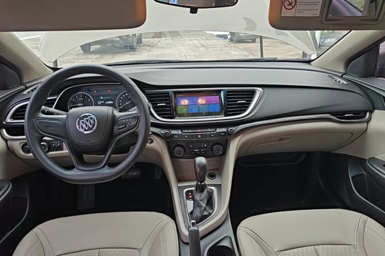 Used Buick GT 2016 15N Automatic Elite Edition Center Console