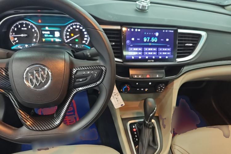 Used Buick GT 2016 15N Automatic Elite Edition Center Console