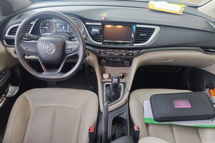Used Buick GT 2016 15N Automatic Elite Edition Center Console
