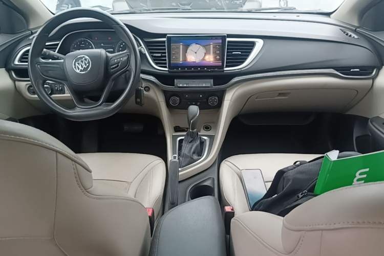 Used Buick GT 2016 15N Automatic Elite Edition Center Console