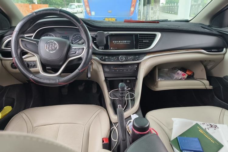 Used Buick GT 2016 15N Manual Luxury Version Center Console