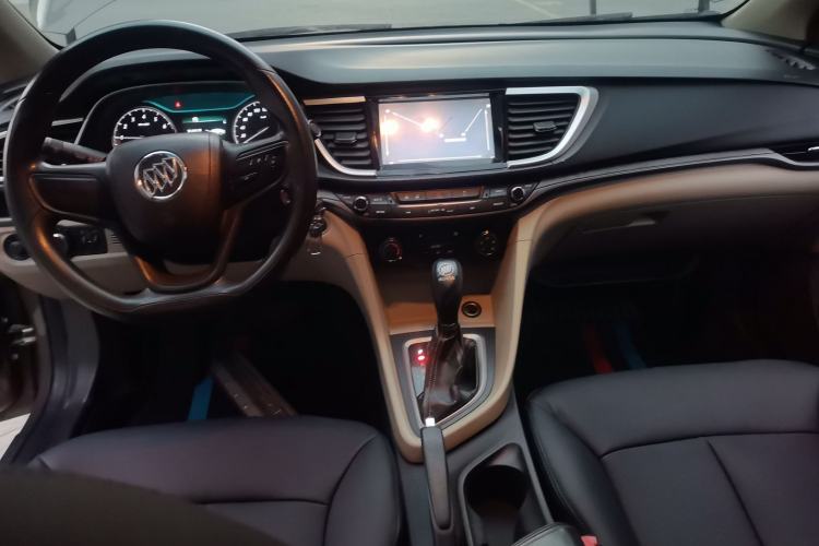 Used Buick GT 2016 15N Automatic Elite Edition Center Console