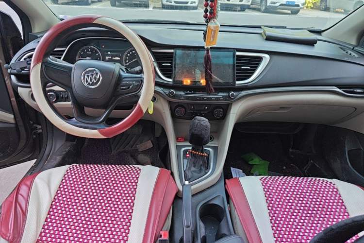 Used Buick GT 2016 15N Automatic Elite Edition Center Console