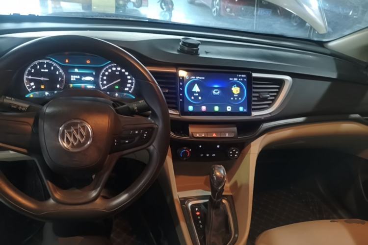Used Buick GT 2016 15N Automatic Elite Edition Center Console