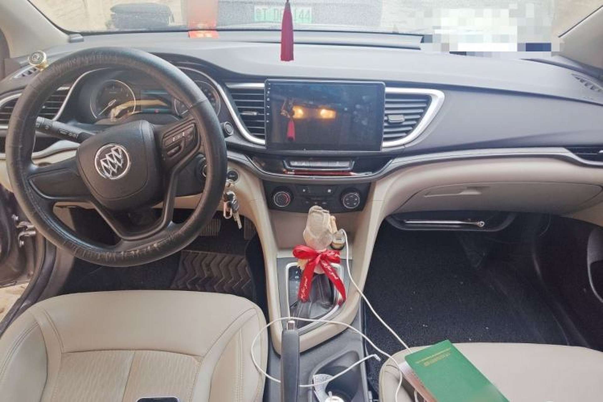 Used Buick GT 2016 15N Automatic Elite Edition Center Console