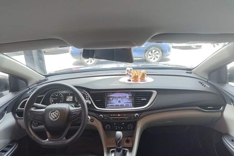 Used Buick GT 2016 15N Automatic Entry-Level Trim Center Console