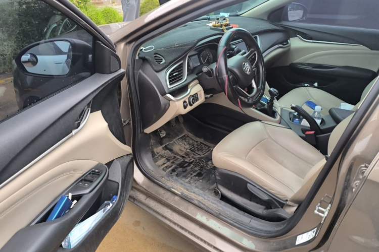 Used Buick GT 2016 15N Manual Luxury Version Driver Seat