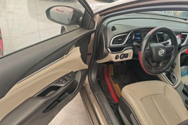 Used Buick GT 2016 15N Automatic Elite Edition Driver Seat