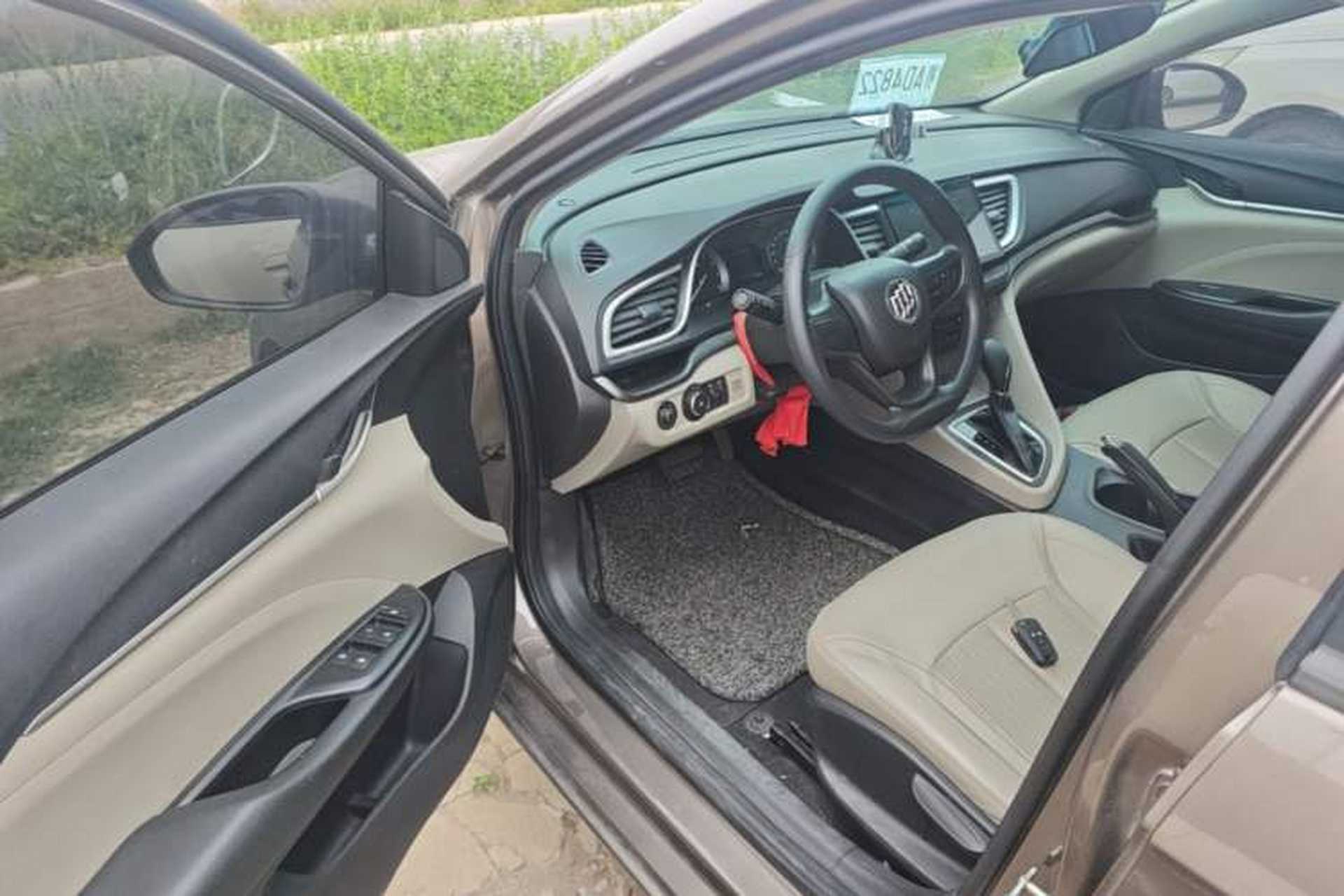 Used Buick GT 2016 15N Automatic Elite Edition Driver Seat