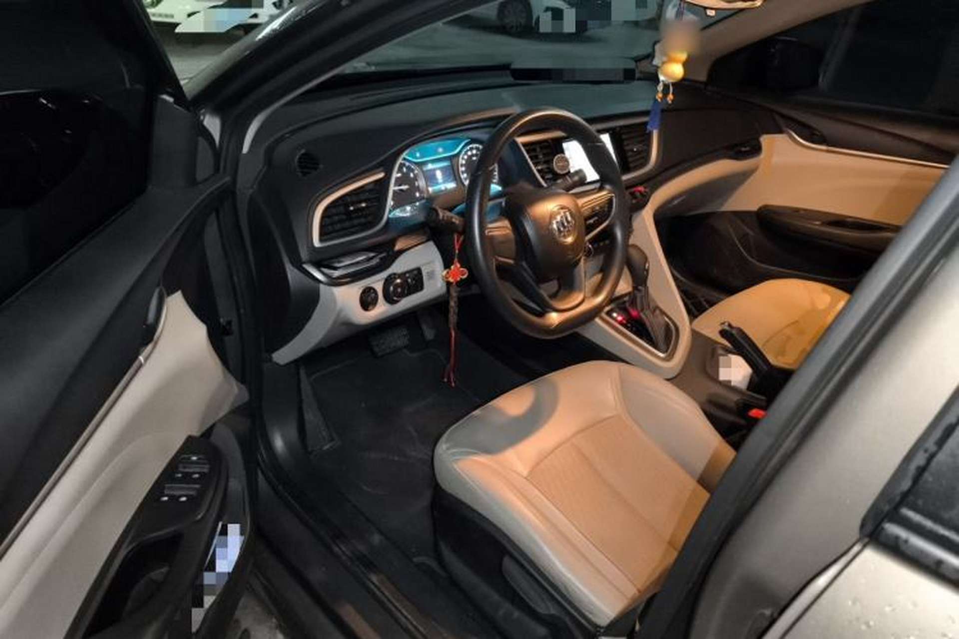 Used Buick GT 2016 15N Automatic Elite Edition Driver Seat