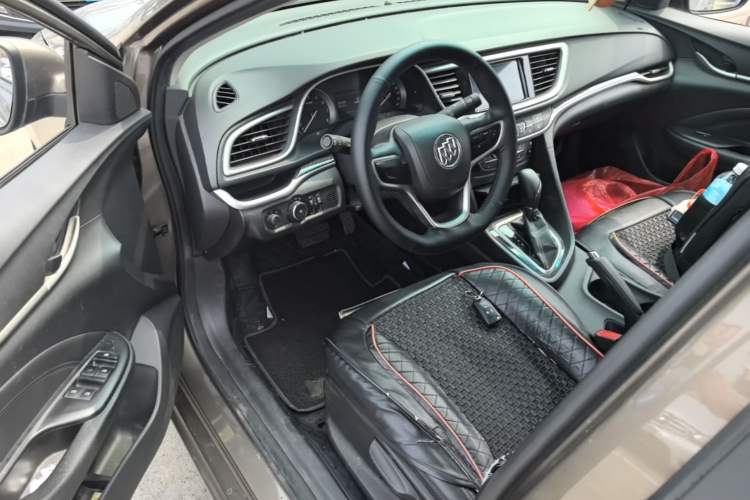 Used Buick GT 2016 15N Automatic Luxury Edition Driver Seat