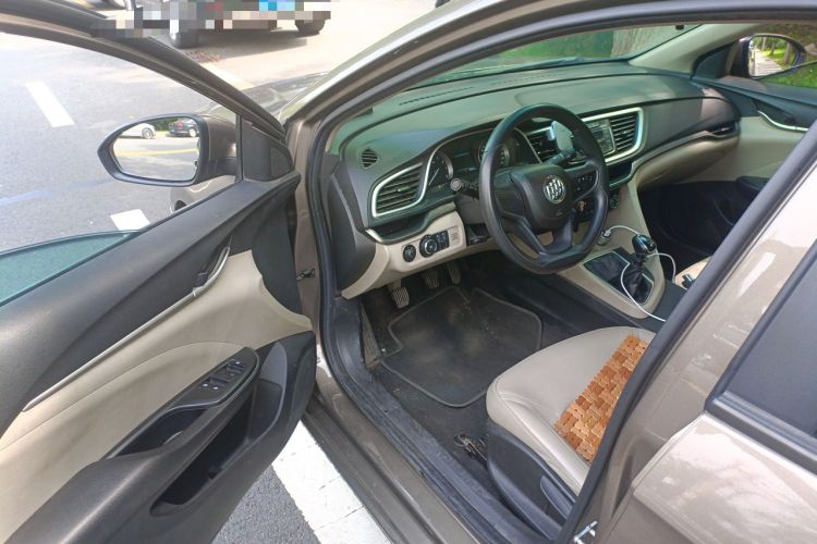 Used Buick GT 2016 15N Manual Elite Edition Driver Seat