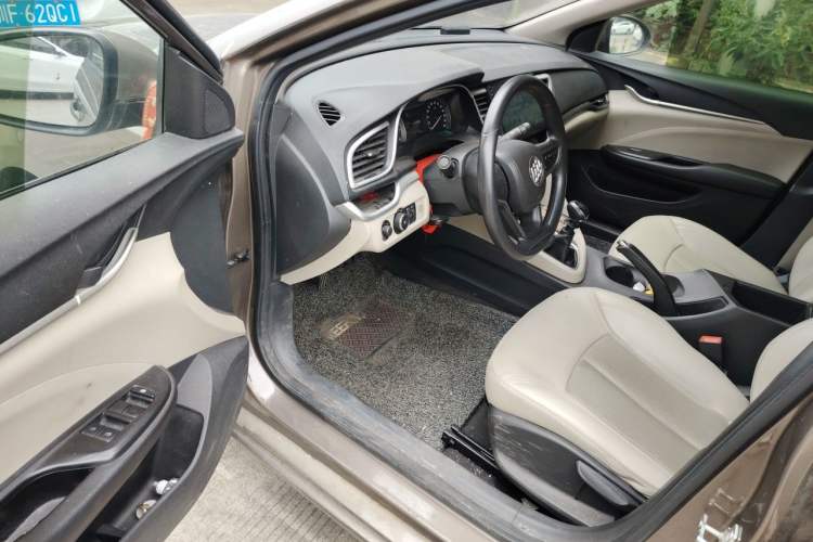 Used Buick GT 2016 15N Manual Elite Edition Driver Seat