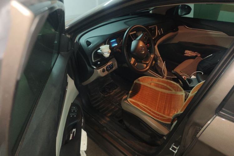 Used Buick GT 2016 15N Automatic Elite Edition Driver Seat
