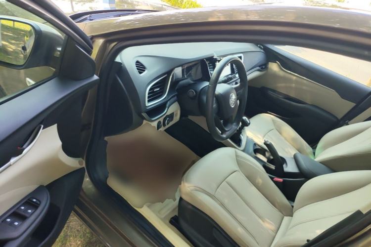 Used Buick GT 2016 15N Manual Elite Edition Driver Seat