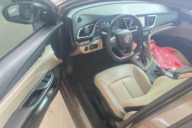 Used Buick GT 2016 15N Automatic Elite Edition Driver Seat