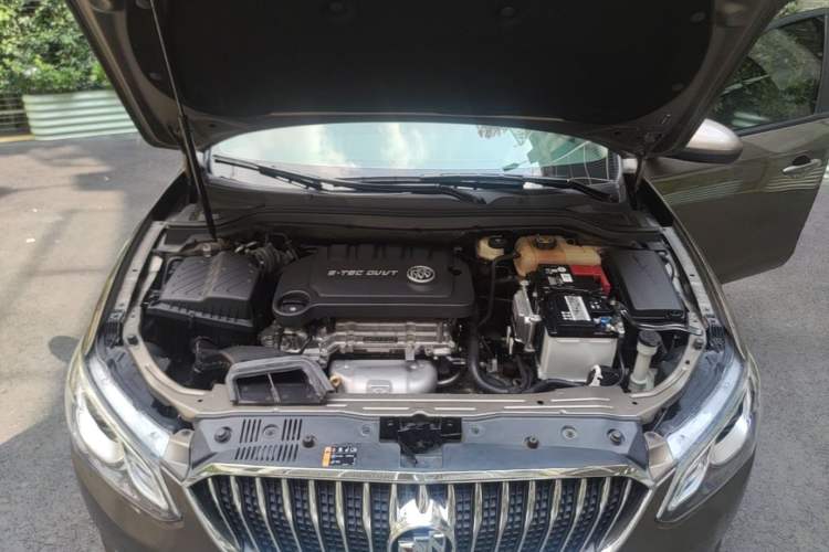 Used Buick GT 2016 15N Automatic Elite Edition Engine Bay
