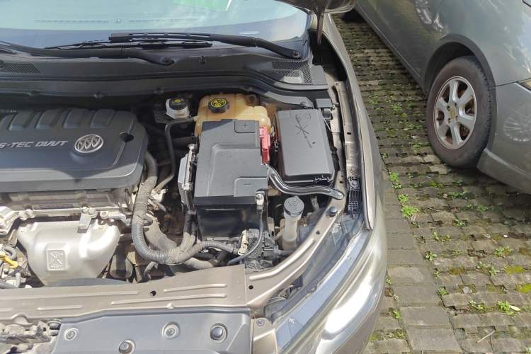 Used Buick GT 2016 15N Automatic Luxury Edition Engine Bay Left
