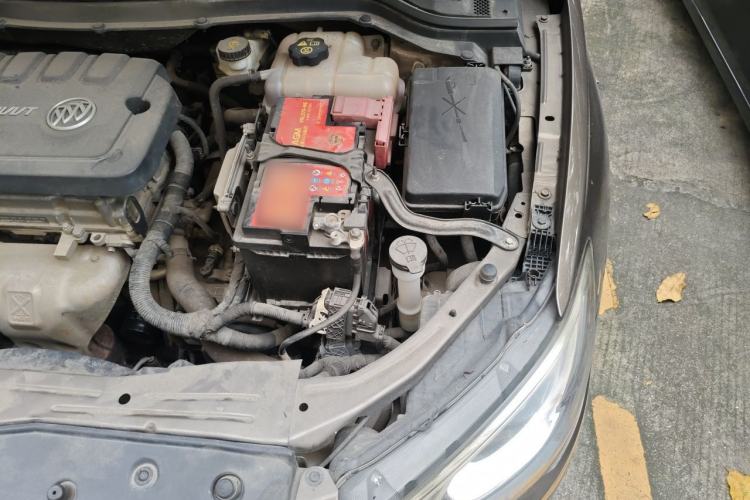 Used Buick GT 2016 15N Automatic Elite Edition Engine Bay Left