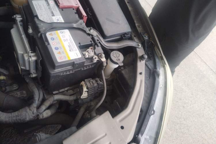 Used Buick GT 2016 15N Automatic Entry-Level Trim Engine Bay Left